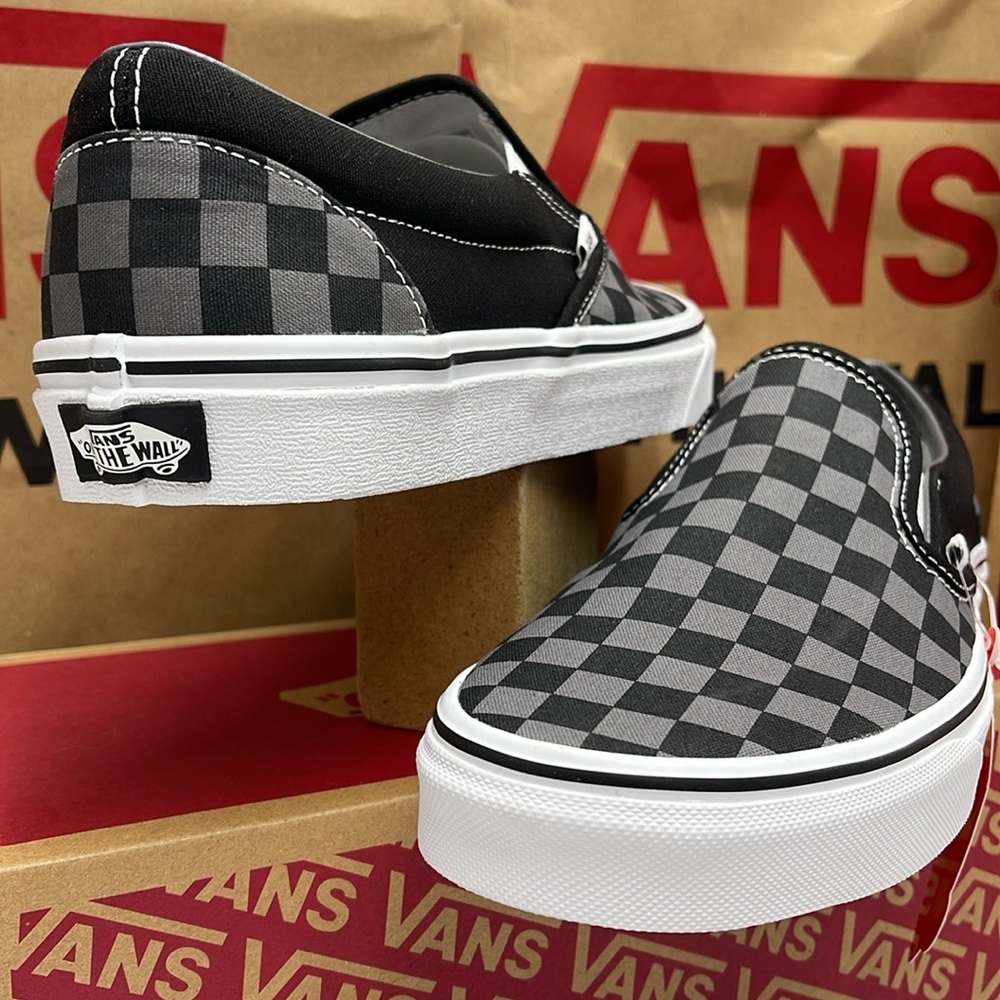 Vans Men’s Classic Slip-On Black/Pewter Checkerboard 
VN000EYEBPJ
Sneakers - Picture 8 of 16